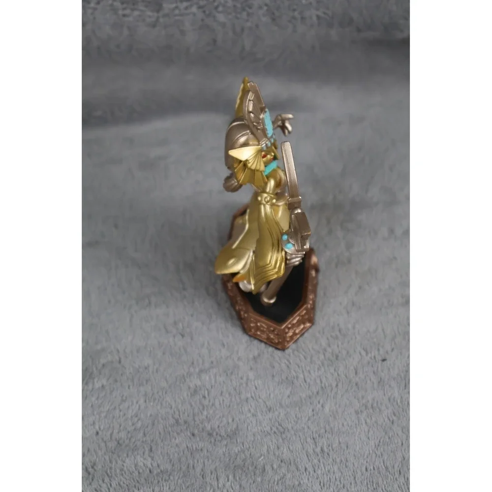 Skylanders Imaginators 87798888 Golden Queen Video Game Figure Activision